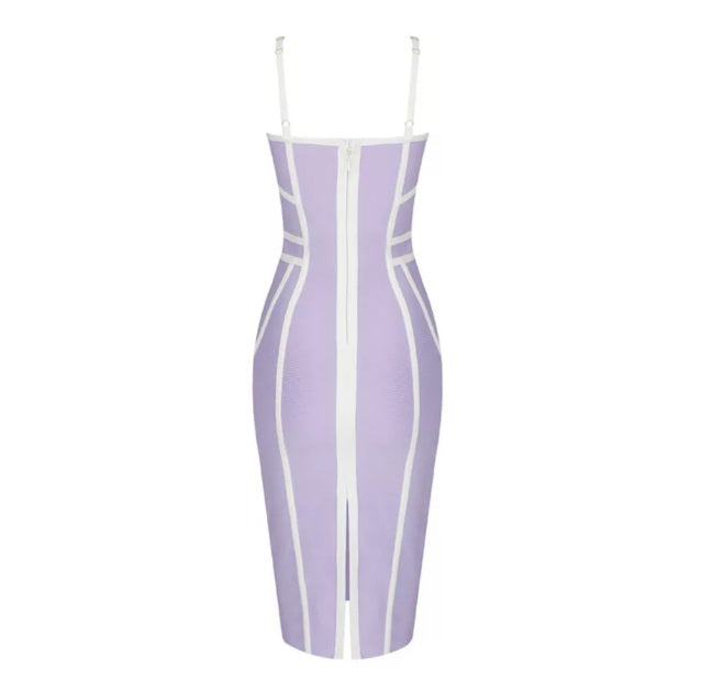 ROBE MOULANTE FINES BRETELLES NOIR OU VIOLETTE AMADELEINA