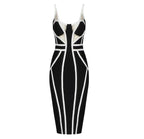 ROBE MOULANTE FINES BRETELLES NOIR OU VIOLETTE AMADELEINA