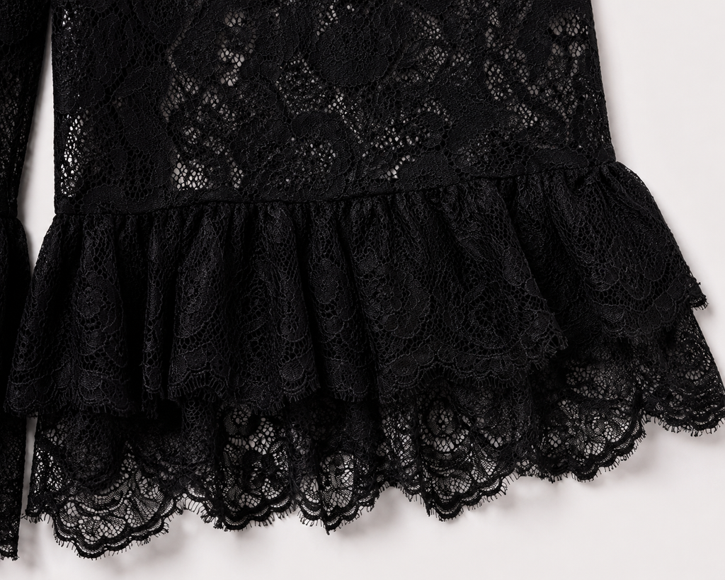 PANTACOURT NOIR DENTELLE  ÉDITION PARIS NUIT AMADELEINA