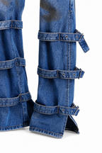 JEANS BLEU À SANGLES AMPLE ET DROITE – AMADELEINA