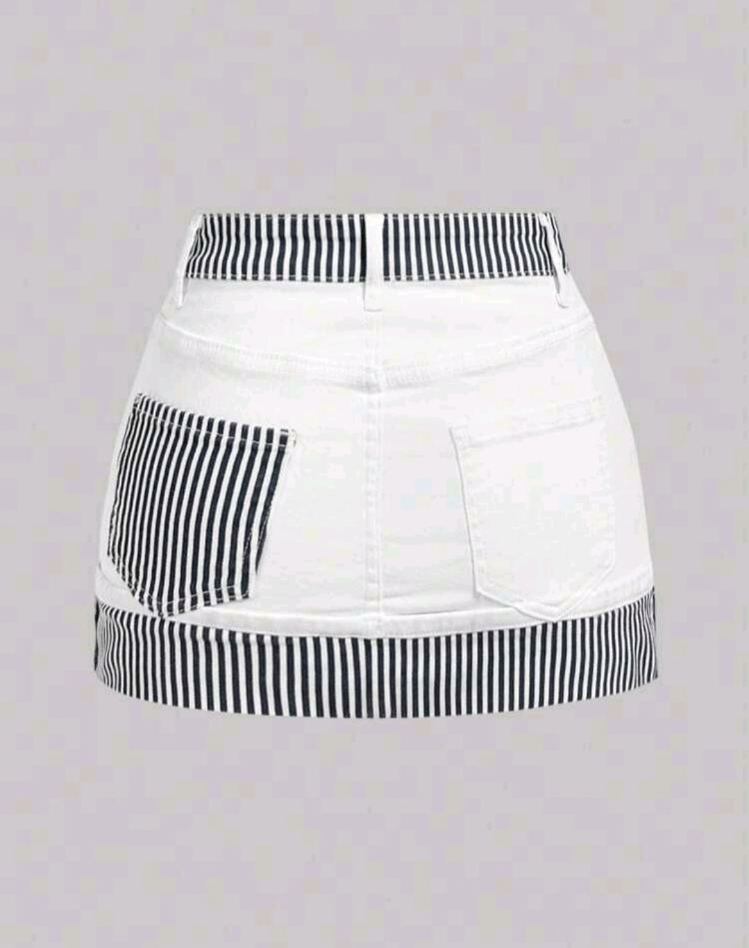 MINI JUPE JEANS NOIR & BLANCHE URBAIN CHIC AMADELEINA