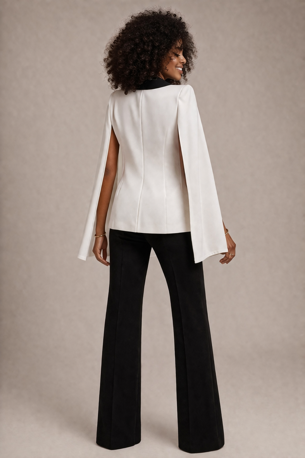 BLAZER NOIR & BLANC MANCHES FAUSSE CAPE - AMADELEINA